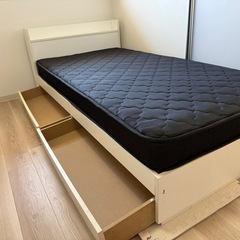 シングルベッドの画像