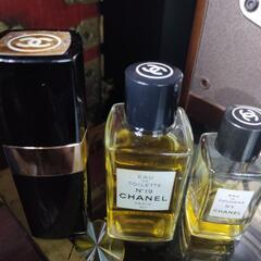 🌺CHANEL香水 No19No5 小さな小瓶No5 サービス の画像