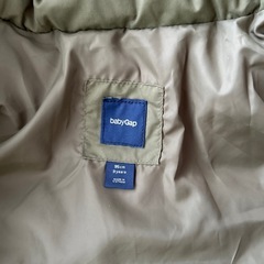 babyGap 95 カーキ　子供用ダウンの画像