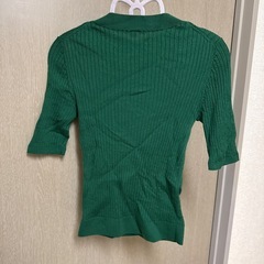 UNIQLO 半袖ニット　Mサイズの画像