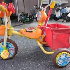 アンパンマン三輪車の画像