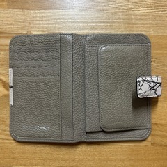 ボーグラン財布　使用頻度少なめの画像