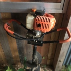穴掘り機　アースオーガの画像
