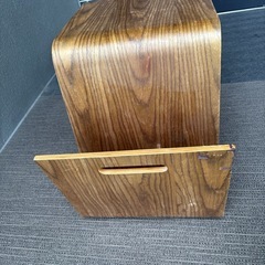 木製ミニテーブルの画像