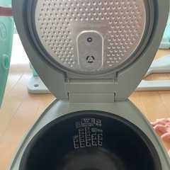 炊飯器の画像