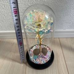 ガラスドーム 造花 LEDライト付き 電池式の画像