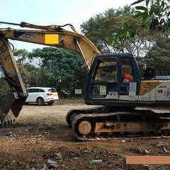 バックホー　コベルコ　SK200　0.7㎥　貸します　売却も可能です　KOBELCO　重機　整地　掘削　リース　レンタル - 秋田市