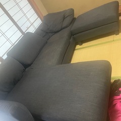 羽毛高級ソファーの画像