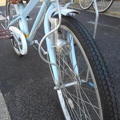 9/10・9/11連休します。中古子供自転車３７４３　前後タイヤ新品！　２２インチ　６段ギヤ　LEDダイナモライト　 身長１２７㎝前後の画像