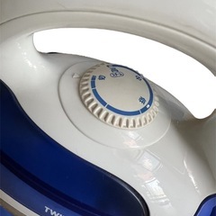 コードレススチームアイロンTWINBIRDの画像