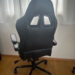ゲーミングチェアの画像
