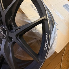 RAYS（レイズ）ベルサスVV21S 20インチの画像