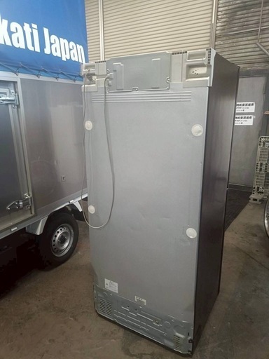 2014年製 MITSUBISHI ノンフロン冷蔵庫 705L ブラウン ※右側面に擦り傷あり