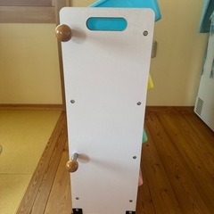 おもちゃラックの画像