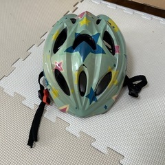 幼児用ヘルメットの画像