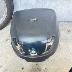 バイクのリヤボックスの画像