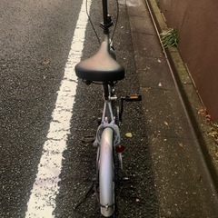 折りたたみ自転車の画像