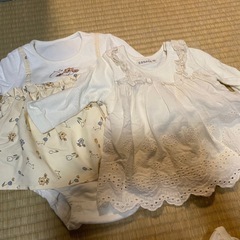 ベビー服 女の子 60-70cm まとめ売り 9点セット ロンパース ワンピース ボトムス など
の画像