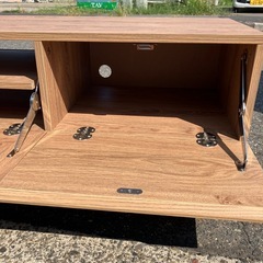 【美品】 LOWYA ロウヤ テレビ台 テレビボード 木目 ブランド家具　オシャレ家具【140×40高36.2】の画像