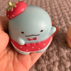 すみっこぐらし　ねこ　とかげ2体の画像
