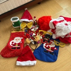 クリスマスツリーやクリスマス雑貨の画像