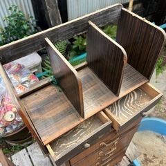 昭和レトロ本棚の画像