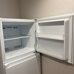【comfee】 2022年製ノンフロン冷凍冷蔵庫 RCT250WH(E)の画像