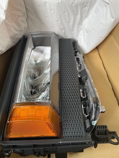 ランクル250用角形ヘッドライト