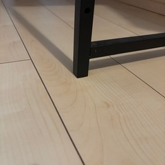 パソコンデスクの画像