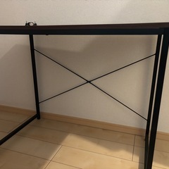パソコンデスクの画像