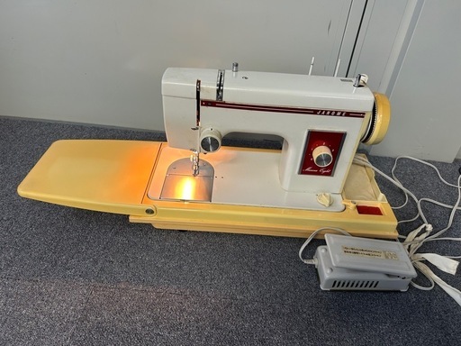 ジャノメ　トピア　ケース付き　JANOME TOPIA 　アンティークミシン