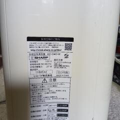 シャープ   加湿空気清浄機  KC‐D40‐Wの画像