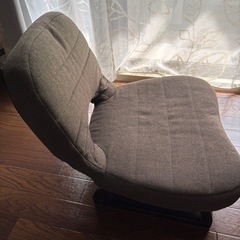 コンパクト座椅子の画像