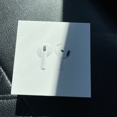 A irpods 4 新品　未開封の画像