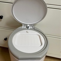 おむつポットの画像