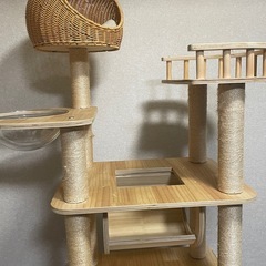 キャットタワーの画像