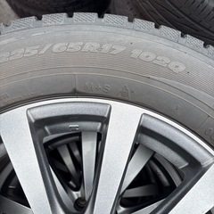 中古スタッドレス タイヤ　ホイール付　CX5など　225/65R17 102Q　の画像