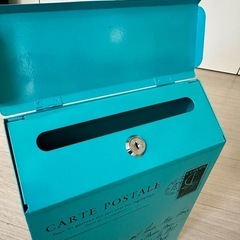 新品／鍵付きおしゃれなポスト(アンテーク)の画像