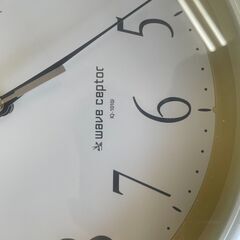 リサイクルショップどりーむ荒田店　No4549 電波時計　CASIO　直径２６ｃｍの画像