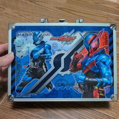 仮面ライダービルド　アタッシュケースの画像