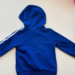 adidasオリジナルパーカー　100の画像
