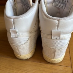 NIKE厚底ハイカットスニーカー24cmの画像
