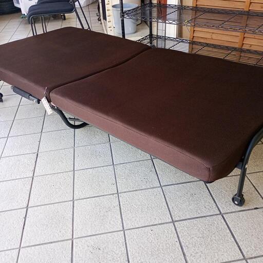 折り畳みベッド