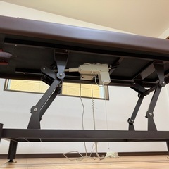 【電動昇降式 施術ベッド】整体・マッサージ・エステ用／高さ52〜90cm／幅74×長さ180cm／使用1年の画像