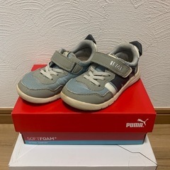 子供用スニーカー3足の画像