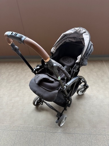 【美品】コンビスゴカルエッグベビーカー