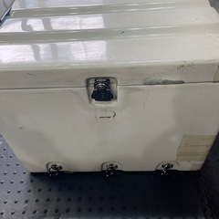 バイク　トップケースの画像