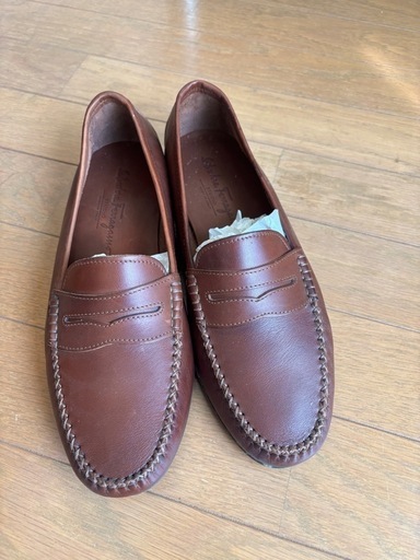 新品　フェラガモ　モカシン