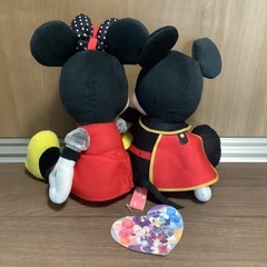 ミッキとミニーぬいぐるみの画像
