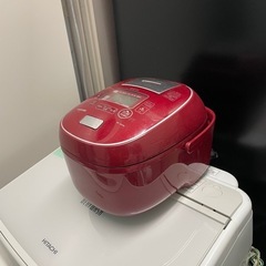 配送可能　保証付き 東芝　RC-10VRN炊飯器 シャインレッド [5.5合 /IH]の画像
